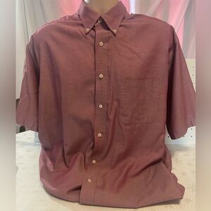 Travel Smart by Roundtree & Yorke Redish Gray Short Sleeve Button Up